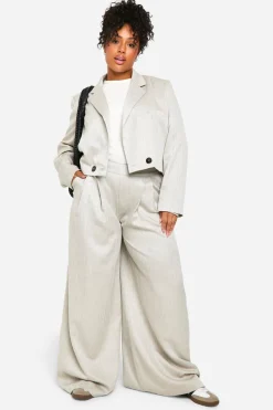 boohoo Grande taille - Pantalon large à rayures fines<Femme Pantalons|Tailleurs