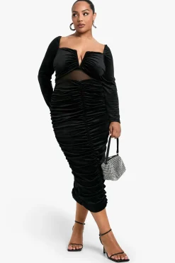 boohoo Grande taille - Robe mi-longue en velours<Femme Robes Mi-Longues|Robes Moulantes