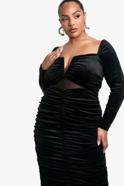 boohoo Grande taille - Robe mi-longue en velours<Femme Robes Mi-Longues|Robes Moulantes