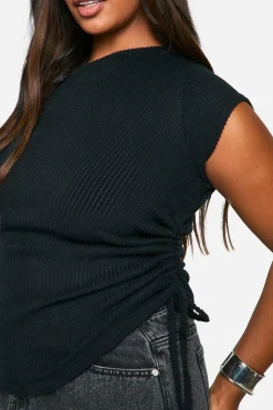 boohoo Grande taille - Top asymétrique froncé en maille brossée<Femme Tops