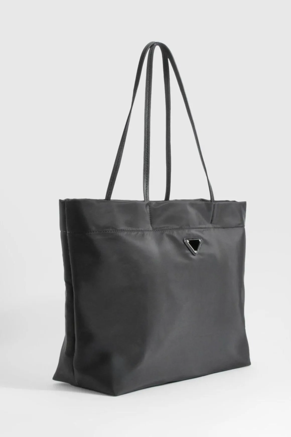 Grand Sac Cabas Oversize En Nylon Basique