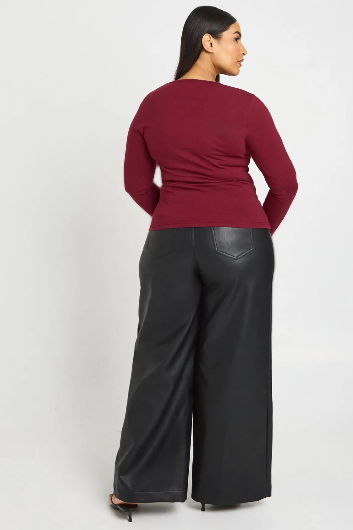Haut Ajusté Grande Taille À Col V Profond Et Manches Longues