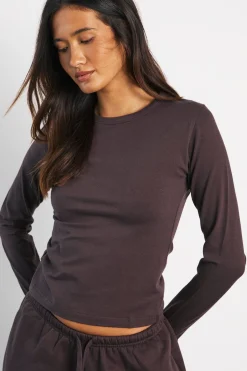 boohoo Haut Ajusté À Manches Longues Coupe Longue Basique<Femme Basiques|Tops