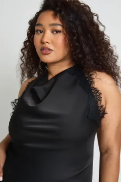 Haut Asymétrique Grande Taille À Col Bénitier Avec Dentelle
