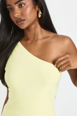 boohoo Haut Asymétrique À Une Épaule En Tissu Slinky Double Couche<Femme Tops