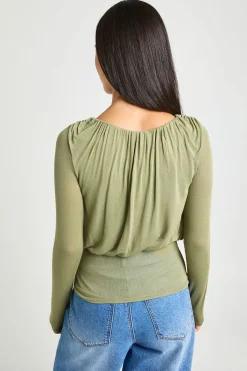 boohoo Haut Blouson Froncé En Maille Transparente Avec Ourlet Profond<Femme Tops