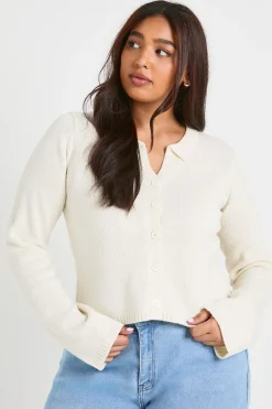 boohoo Haut boutonné à col Plus<Femme Pulls Et Gilets|Toutes Les Mailles