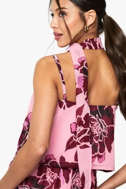 boohoo Haut camisole tissé à imprimé floral à col cagoule<Femme Tops