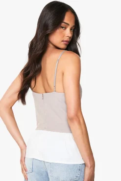 boohoo Haut camisole tissé à ourlet volant<Femme Tops