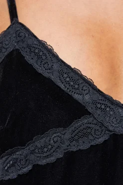 Haut Caraco à Bretelles en Velours avec Détails en Dentelle et Col en V
