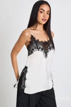 boohoo Haut Caraco en Satin à Fentes Latérales en Dentelle<Femme Satin Et Dentelle|Tops