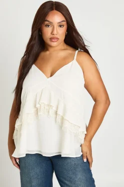 boohoo Haut Caraco Grande Taille À Volants Superposés Et Dentelle<Femme Satin Et Dentelle|Tops
