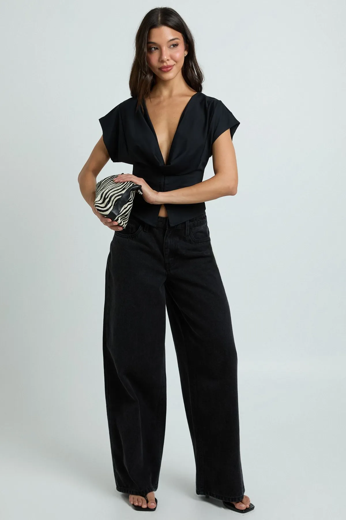 boohoo Haut Col Bénitier À Manches Chauve-souris Avec Agrafes<Femme Tops