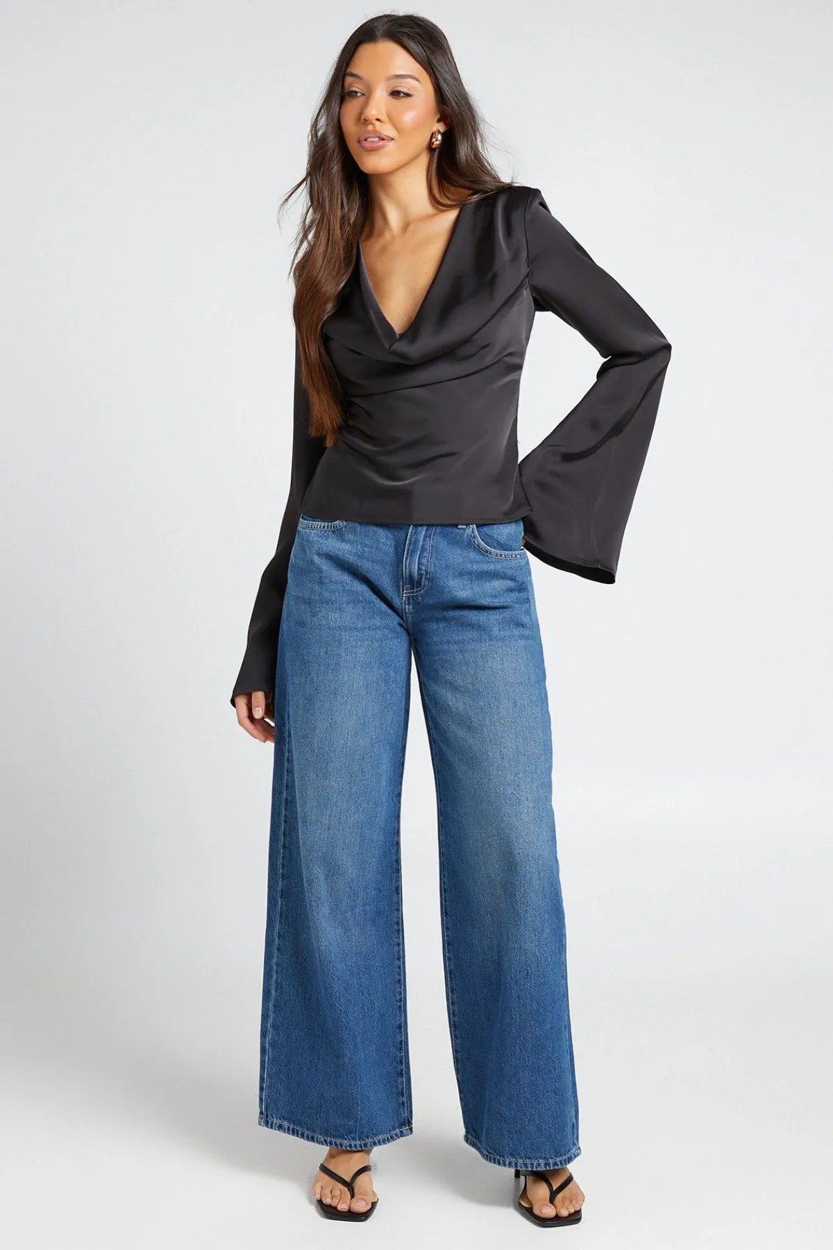 boohoo Haut À Col Drapé En Satin À Manches Longues<Femme Satin Et Dentelle|Tops