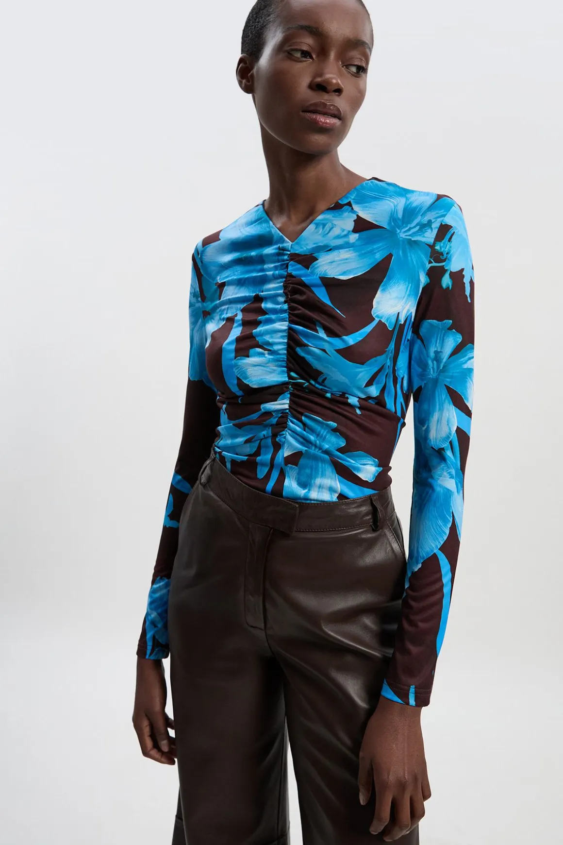 Haut Col Montant En Crêpe À Imprimé Floral
