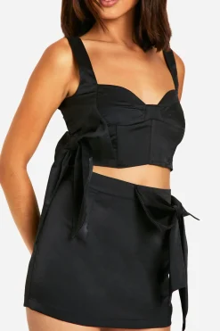 boohoo Haut Corset avec Détail de Nœud<Femme Tops