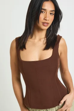 boohoo Haut Corset Structuré en Crêpe Petite Taille<Femme Looks Chocolat|Tops