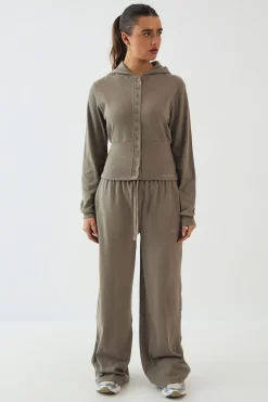 Haut Côtelé À Casynthétiqueche Avec Boutons Et Taille Cintrée Dsgn Studio