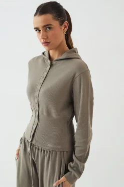 Haut Côtelé À Casynthétiqueche Avec Boutons Et Taille Cintrée Dsgn Studio