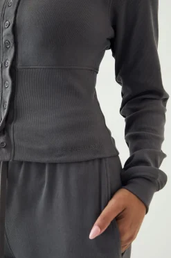 Haut Côtelé À Casynthétiqueche Cintré Avec Boutonnage Dsgn Studio