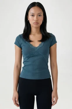 boohoo Haut Côtelé À Manches Courtes Avec Finitions En Dentelle<Femme Satin Et Dentelle|Tops