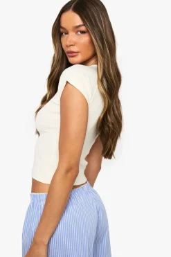 boohoo Haut à côtes avec boutons traversants et manches cap<Femme Looks Preppy|Tops