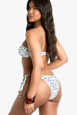 boohoo Haut de bikini bandeau noué à motifs floraux Ditsy<Femme Maillots De Bain|Tenues De Plage
