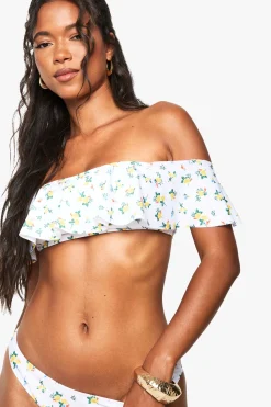 boohoo Haut de bikini Bardot à volants fleuris<Femme Maillots De Bain|Tenues De Plage