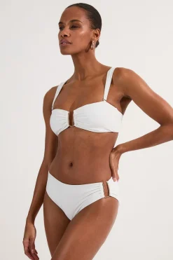 Haut de bikini à bretelles détachables avec bordure dorée