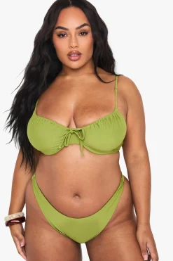 boohoo Haut de bikini froncé à armatures pour grandes tailles<Femme Maillots De Bain|Tenues De Plage