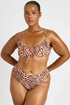 boohoo Haut De Bikini Grande Taille À Armatures Et Bas De Bikini Taille Haute À Imprimé Abstrait<Femme Maillots De Bain|Tenues De Plage