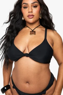 boohoo Haut de bikini grande taille rembourré avec détail de nœud à l'avant<Femme Maillots De Bain|Tenues De Plage