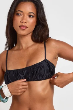boohoo Haut De Bikini Plongeant Aspect Satiné Et Bas De Bikini Taille Haute Échancrée<Femme Tenues De Plage|Satin Et Dentelle
