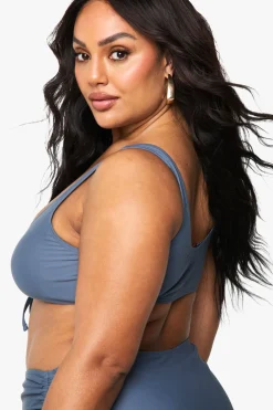 boohoo Haut de bikini rembourré à lacets pour grandes tailles<Femme Tenues De Plage|Satin Et Dentelle