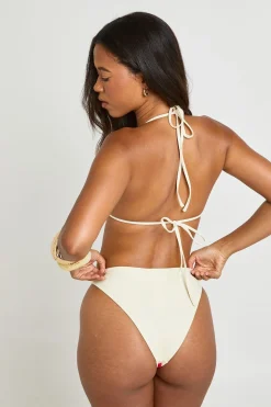 Haut De Bikini Triangle Et Bas De Bikini À Nouer Sur Les Côtés À Imprimé Fleur D'hibiscus