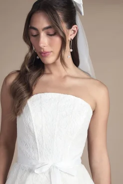 Haut de Mariée Bandeau en Dentelle avec Basque
