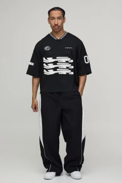 boohooMAN Haut De Sport Baseball Col V Appliqué Coupe Ample Oversize Pièce Unique<Homme T-Shirts