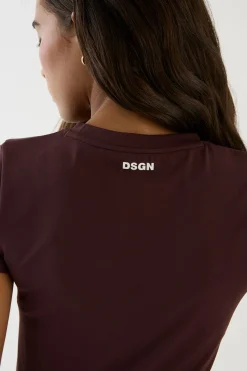 DSGN Studio Haut De Sport À Manches Courtes Ajusté Ultra Contour Sans Couture<Femme Vêtements De Sport|Dsgn Studio