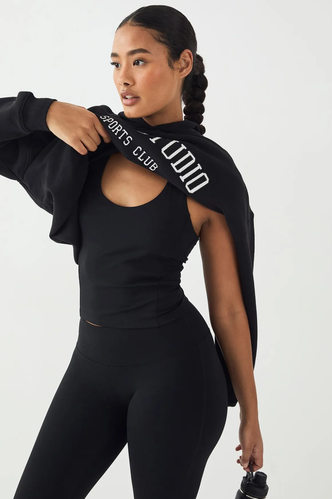 Haut de Sport DSGN Studio Ultra Sculpt à Détails de Coutures et Col Licou Rembourré