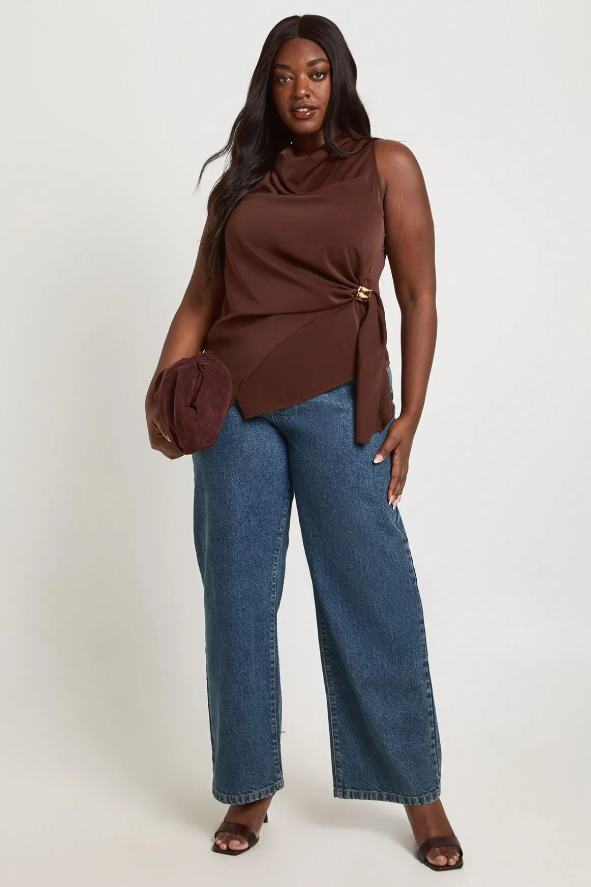 Haut Drapé Grande Taille Avec Détail De Finition