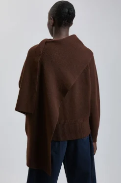 Haut En Maille À Cape Avec Détail Broche