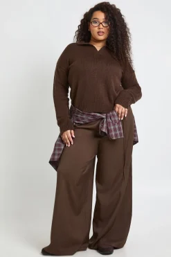 boohoo Haut en Maille Grande Taille à Col V et Col Montant<Femme Looks Chocolat|Pulls Et Gilets