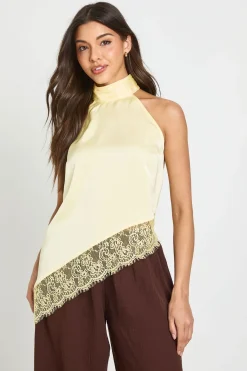 boohoo Haut En Satin Col Montant Avec Finition En Dentelle<Femme Satin Et Dentelle|Tops