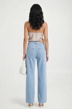 Haut En Satin À Encolure Licou Avec Bordure Dorée