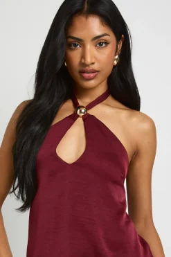 boohoo Haut en satin martelé à col halterneck avec détails de garniture<Femme Satin Et Dentelle|Tops