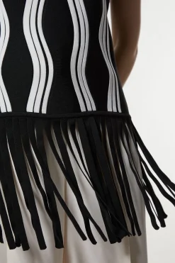 Haut en tricot à motif de vague contrastant avec franges