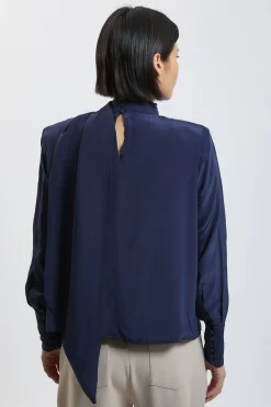 Haut En Viscose À Détail Foulard Petite