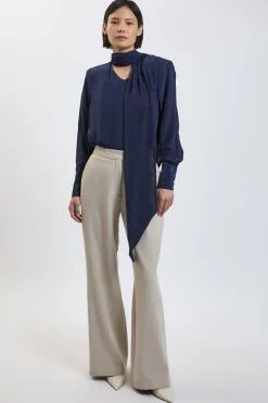Haut En Viscose À Détail Foulard Petite