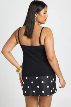 Haut Grande Taille Avec Bordure En Dentelle Et Encolure Nouée