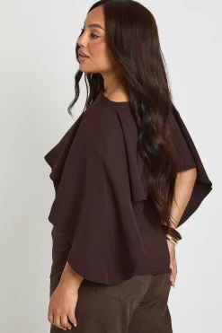 Haut Grande Taille Avec Superposition Cape